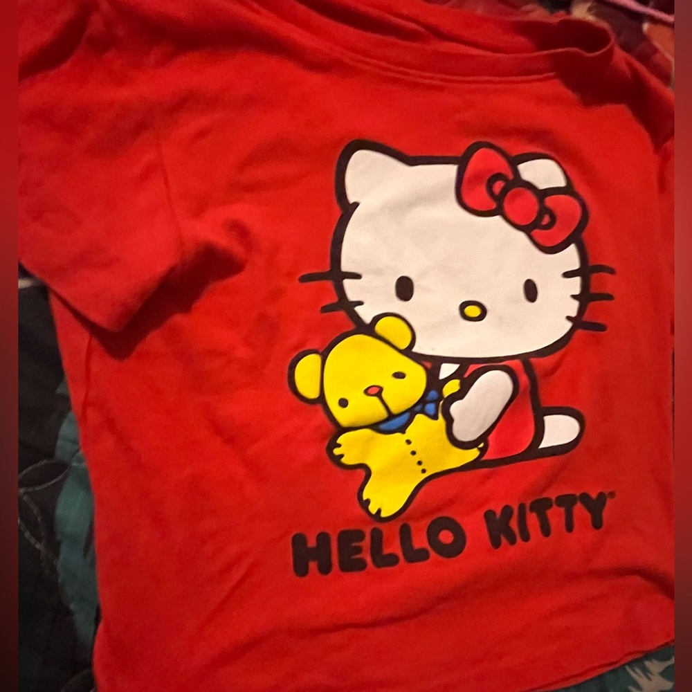 Hello kitty shirt!